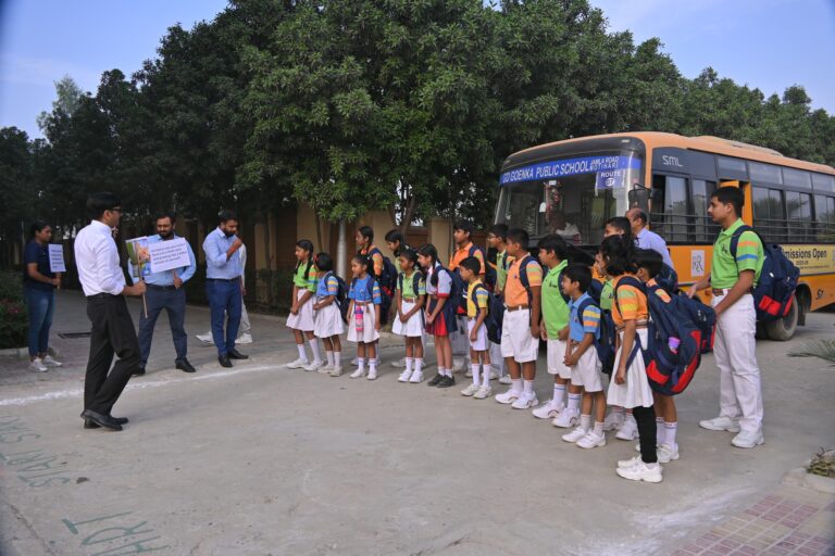 A Grand Start to the New Academic Year''3