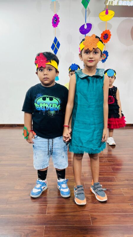 Celebrating the Bond'7