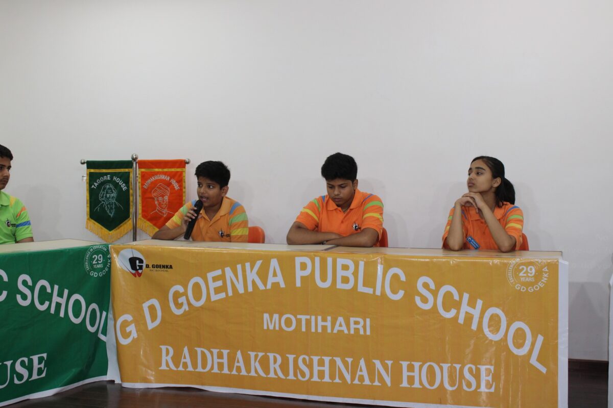 Inter-House Hindi Debate''11