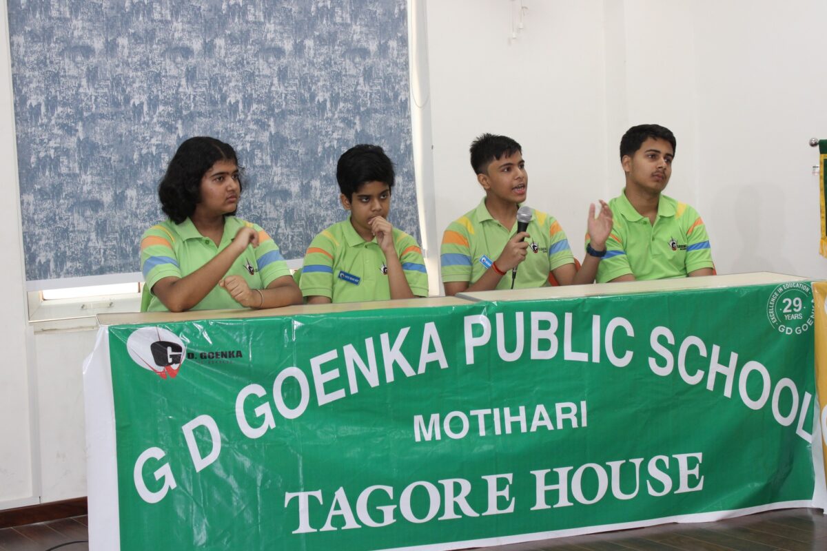 Inter-House Hindi Debate''12