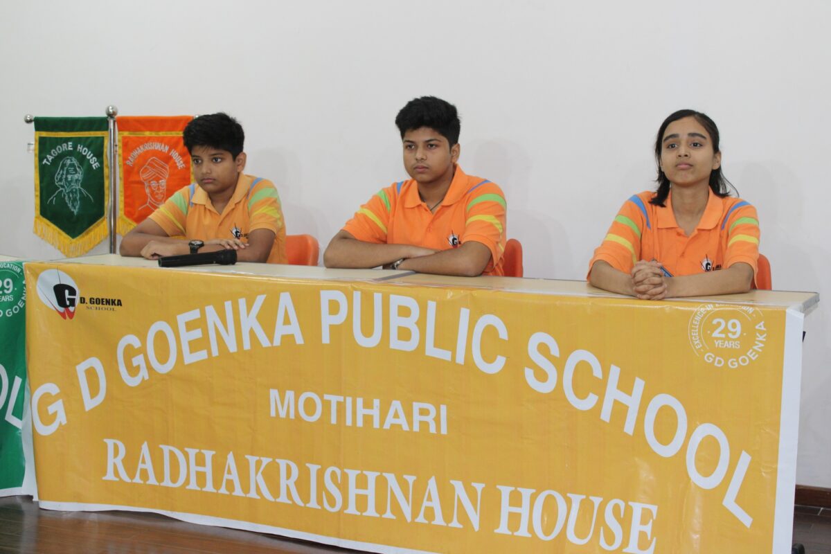 Inter-House Hindi Debate''8