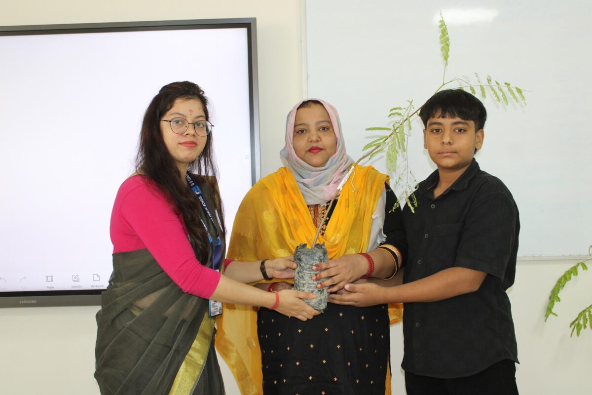 Parent-Teacher Meeting'4