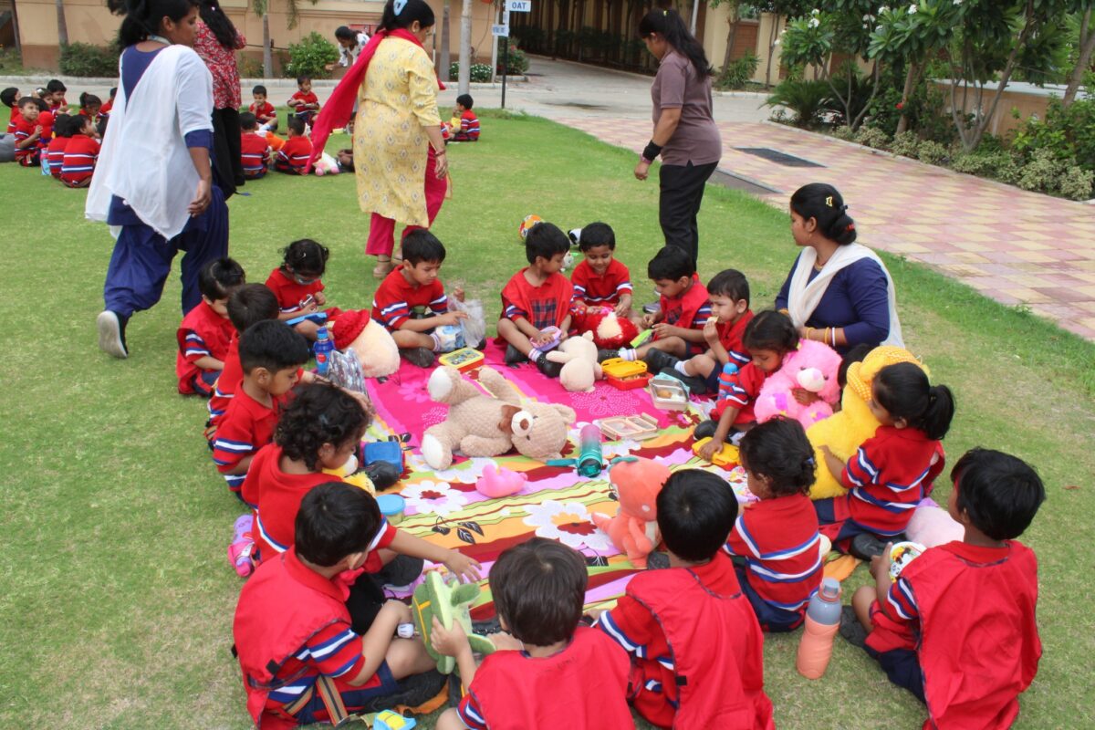 Teddy Bear Picnic on Monday''18