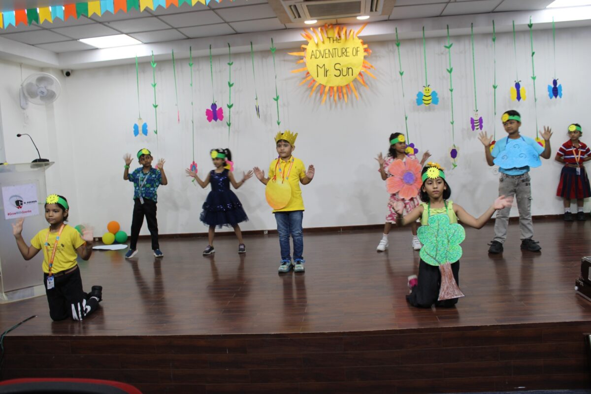 engaging assembly 12