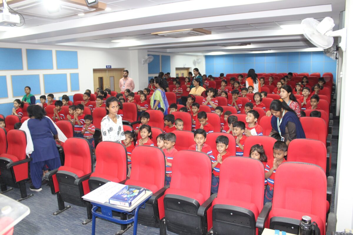 the colours of rainbow''12